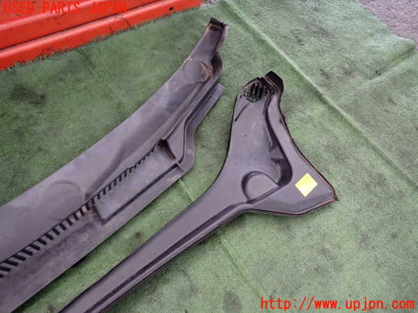 2UPJ-9233101190]BMW 218d アクティブツアラー F45(2C20)カウルトップ 中古_2