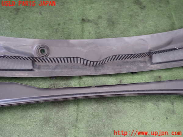 2UPJ-9233101190]BMW 218d アクティブツアラー F45(2C20)カウルトップ 中古_3