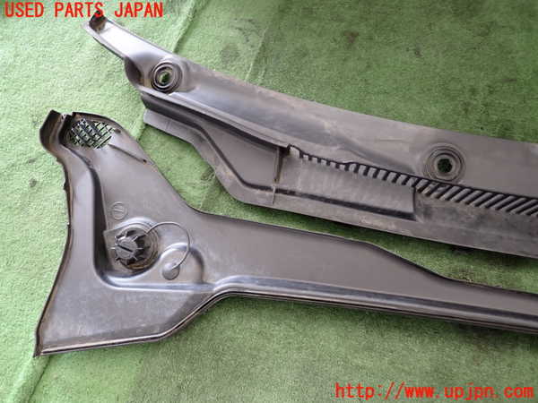 2UPJ-9233101190]BMW 218d アクティブツアラー F45(2C20)カウルトップ 中古_4