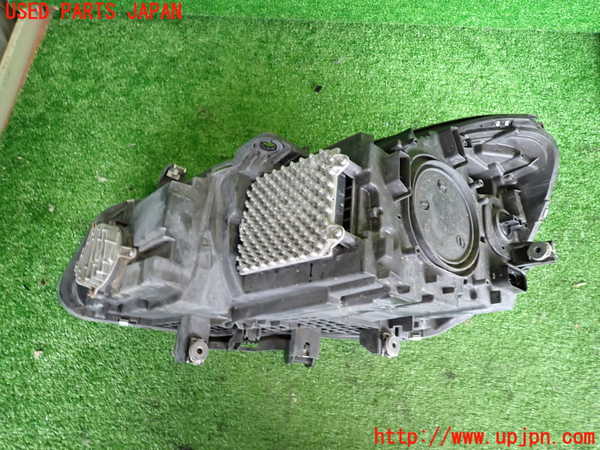 2UPJ-9233101130]BMW 218d アクティブツアラー F45(2C20)右ヘッドライト LED 中古_3