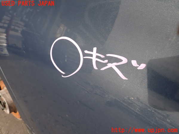2UPJ-9233101290]BMW 218d アクティブツアラー F45(2C20)右後ドア 中古 FUYAO M532 43R-001734_4