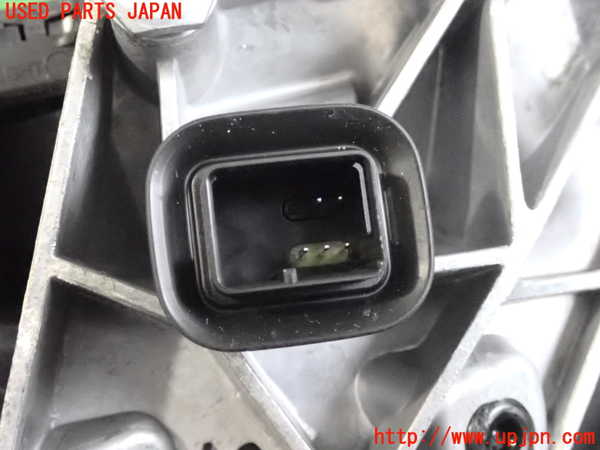 2UPJ-9233101210]BMW 218d アクティブツアラー F45(2C20)右ドアミラー 中古_4