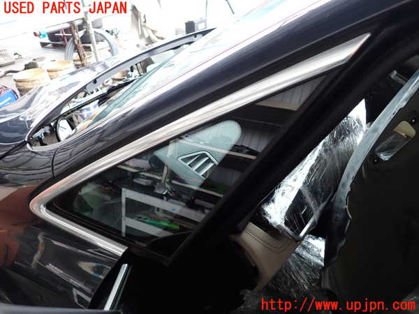 2UPJ-9233101202]BMW 218d アクティブツアラー F45(2C20)左フロント三角窓ガラス 中古 FUYAO M540 43R-001735_2