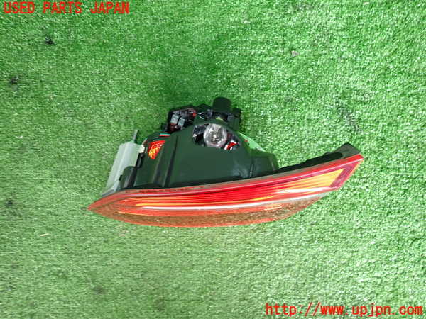 2UPJ-9233101550]BMW 218d アクティブツアラー F45(2C20)右リアフィニッシャー 中古_2