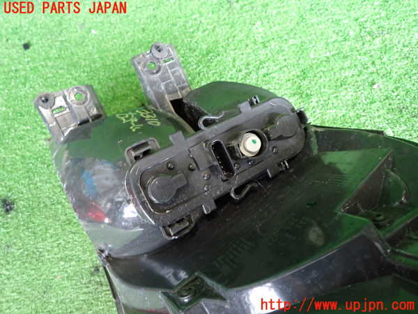 2UPJ-9233101536]BMW 218d アクティブツアラー F45(2C20)左テールランプ 中古_3