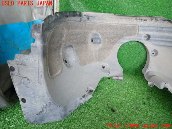 2UPJ-9233101090]BMW 218d アクティブツアラー F45(2C20)右前フェンダーライナー 中古_5