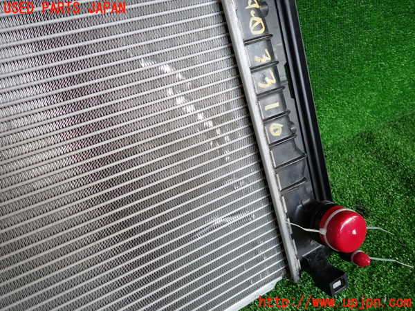 2UPJ-9233102321]BMW 218d アクティブツアラー F45(2C20)ラジエーター1 中古_2