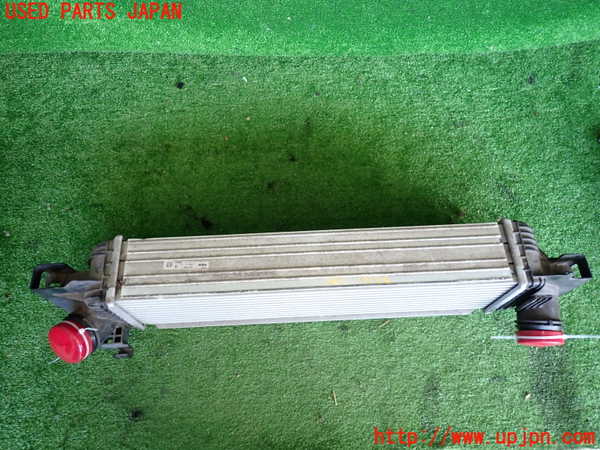 2UPJ-9233102451]BMW 218d アクティブツアラー F45(2C20)インタークーラー1 中古_2