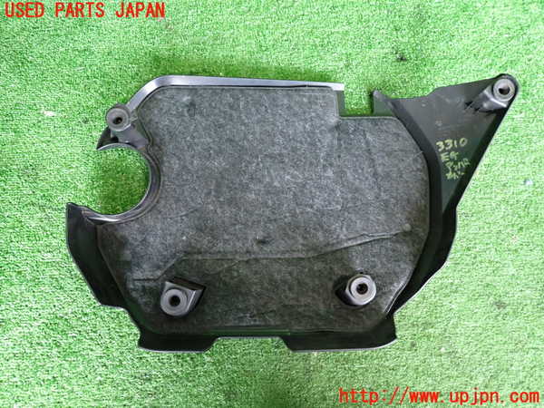 2UPJ-9233102160]BMW 218d アクティブツアラー F45(2C20)エンジンアッパーカバー 中古_3
