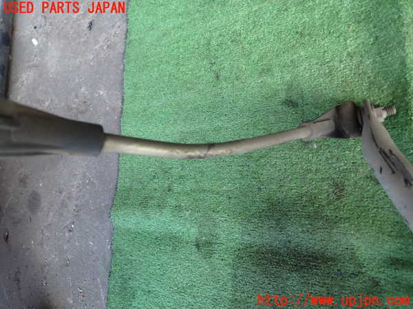 2UPJ-9233105440]BMW 218d アクティブツアラー F45(2C20)フロントスタビライザー ジャンク_4