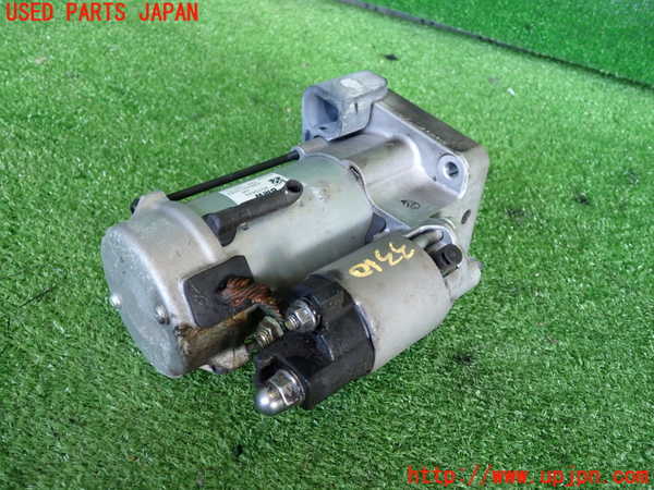 2UPJ-9233106010]BMW 218d アクティブツアラー F45(2C20)セルモーター 中古_2