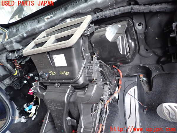 2UPJ-9233106081]BMW 218d アクティブツアラー F45(2C20)エバポレーター1 中古_2