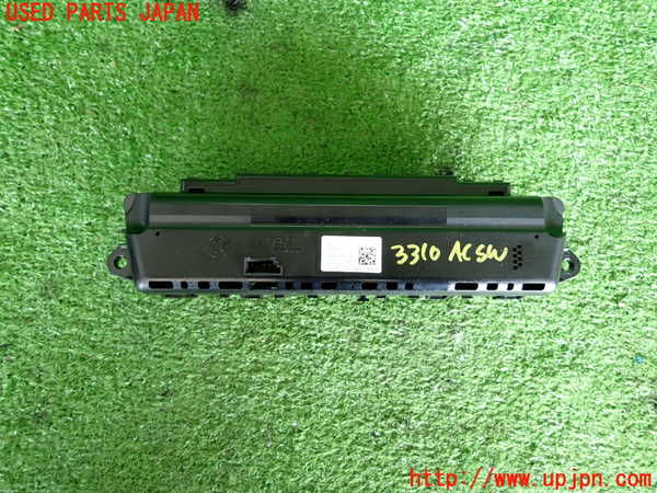 2UPJ-9233106066]BMW 218d アクティブツアラー F45(2C20)エアコンスイッチ1 中古_2