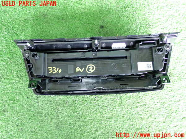 2UPJ-9233106307]BMW 218d アクティブツアラー F45(2C20)スイッチ2(オーディオ チャンネル) 中古_2