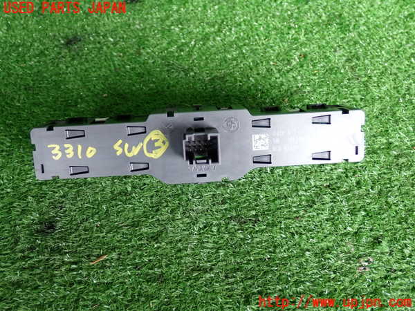2UPJ-9233106308]BMW 218d アクティブツアラー F45(2C20)スイッチ3（パーキングソナー 走行モード 横滑り防止OFF） 中古_2