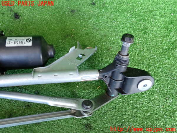2UPJ-9233106770]BMW 218d アクティブツアラー F45(2C20)フロントワイパーモーター 中古_4