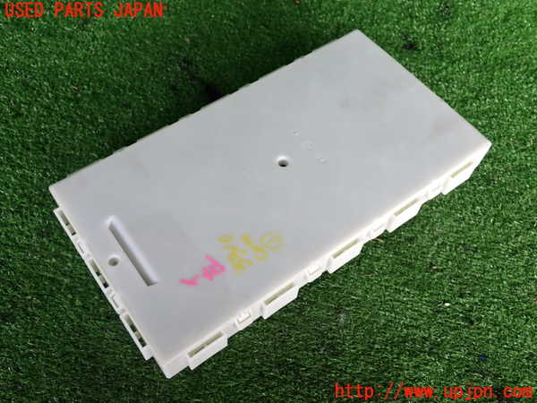 2UPJ-9233106146]BMW 218d アクティブツアラー F45(2C20)コンピューター1 中古 9869876_2