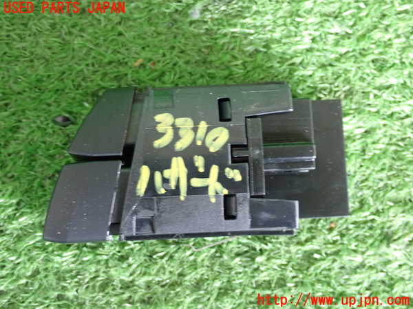 2UPJ-9233106290]BMW 218d アクティブツアラー F45(2C20)ハザードスイッチ 中古_2
