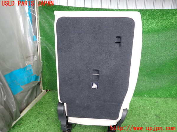 2UPJ-9233107145]BMW 218d アクティブツアラー F45(2C20)右2列目シート 中古_4