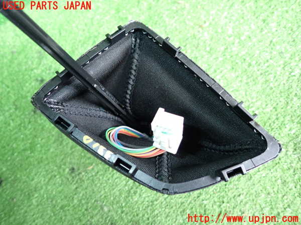 2UPJ-9233107570]BMW 218d アクティブツアラー F45(2C20)シフトノブ 中古_4
