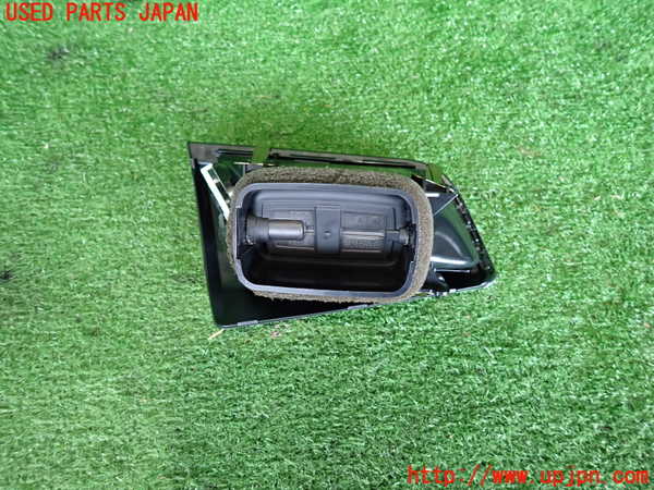 2UPJ-9233107526]BMW 218d アクティブツアラー F45(2C20)エアコン吹き出し口1 中古_3