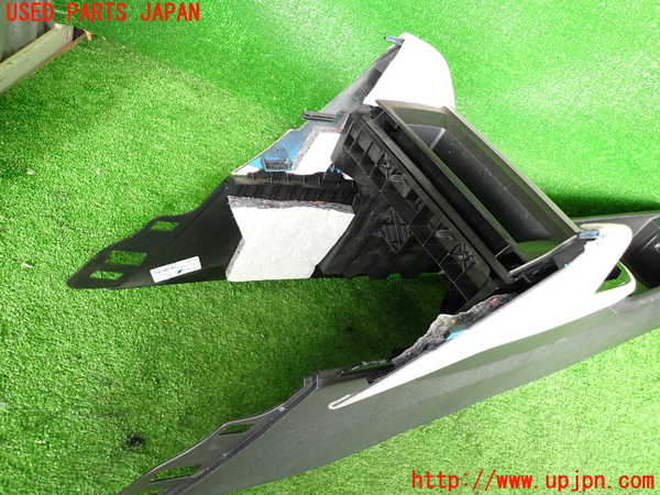 2UPJ-9233107540]BMW 218d アクティブツアラー F45(2C20)センターコンソール 中古_4