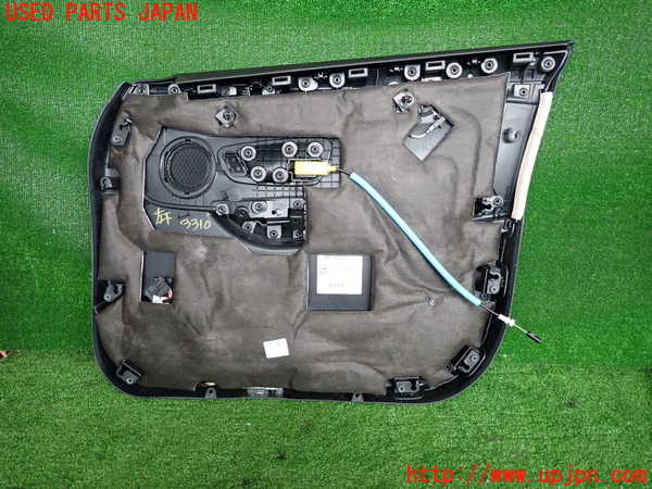 2UPJ-9233101264]BMW 218d アクティブツアラー F45(2C20)左前ドア内張り 中古_2