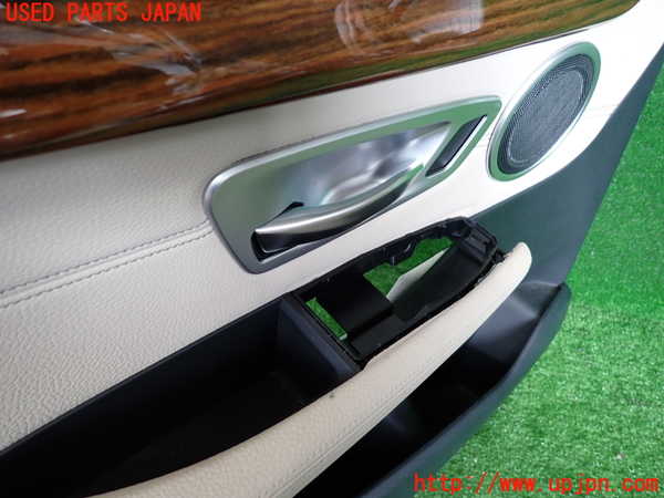 2UPJ-9233101264]BMW 218d アクティブツアラー F45(2C20)左前ドア内張り 中古_3