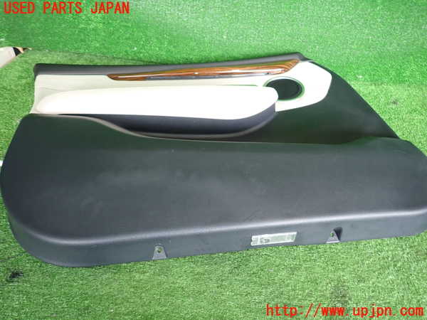 2UPJ-9233101264]BMW 218d アクティブツアラー F45(2C20)左前ドア内張り 中古_5