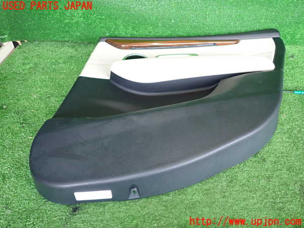 2UPJ-9233101294]BMW 218d アクティブツアラー F45(2C20)右後ドア内張り 中古_5