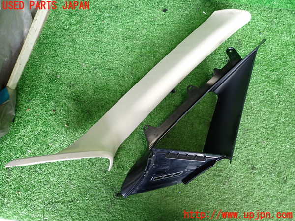 2UPJ-9233107655]BMW 218d アクティブツアラー F45(2C20)右フロントピラートリム 中古_3