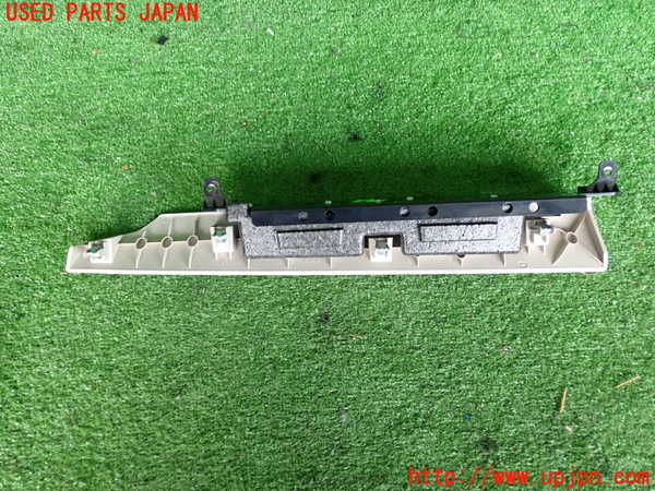 2UPJ-9233107691]BMW 218d アクティブツアラー F45(2C20)内装トリム類1 中古_2