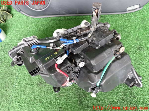 2UPJ-9233111132]レクサス・GS300h(AWL10)左ヘッドライト LED 中古_2
