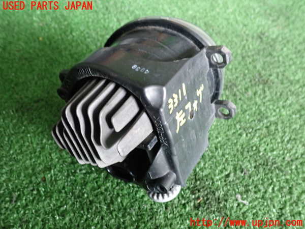 2UPJ-9233111182]レクサス・GS300h(AWL10)左フォグ 中古_2
