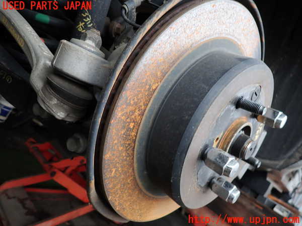 2UPJ-9233114300]レクサス・GS300h(AWL10)右リアナックルハブ 中古_2