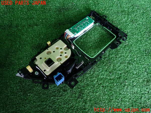 2UPJ-9233116306]レクサス・GS300h(AWL10)スイッチ1 (EV MODE) 中古_2