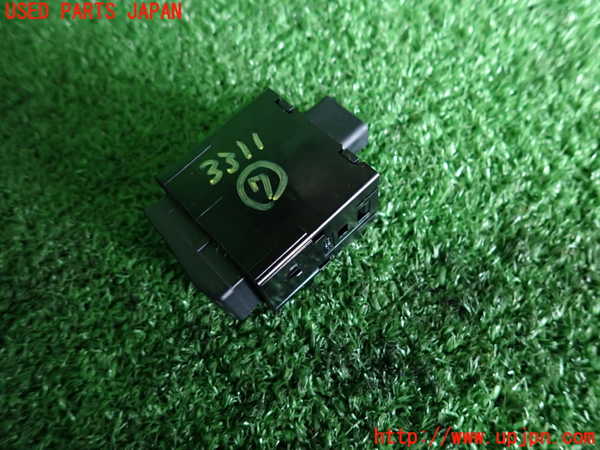 2UPJ-9233116312]レクサス・GS300h(AWL10)スイッチ7 中古_2