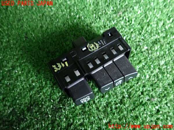 2UPJ-9233116313]レクサス・GS300h(AWL10)スイッチ8 (ODO TRIP) 中古_2