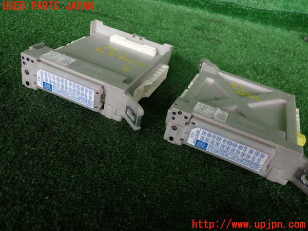 2UPJ-9233116741]レクサス・GS300h(AWL10)ヒューズボックス1 中古_2