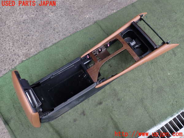 2UPJ-9233117540]レクサス・GS300h(AWL10)センターコンソール 中古_3