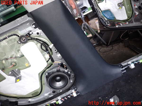 2UPJ-9233117670]レクサス・GS300h(AWL10)左センターピラートリム 中古_3