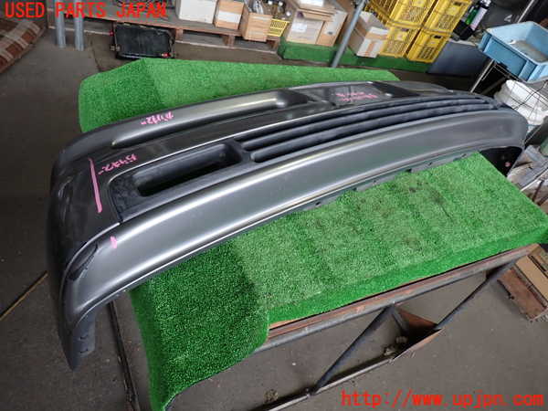 2UPJ-9233121010]ホーミーコーチ(ARME24)フロントバンパー 中古_3