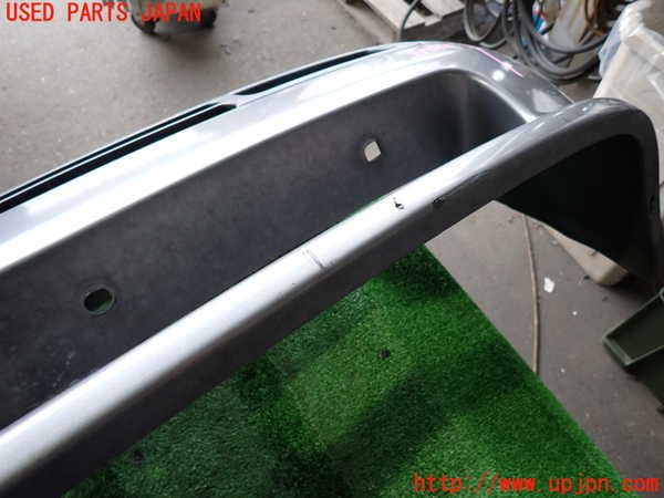 2UPJ-9233121010]ホーミーコーチ(ARME24)フロントバンパー 中古_4