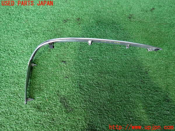 2UPJ-9233121140]ホーミーコーチ(ARME24)右ヘッドライトリム 中古_2