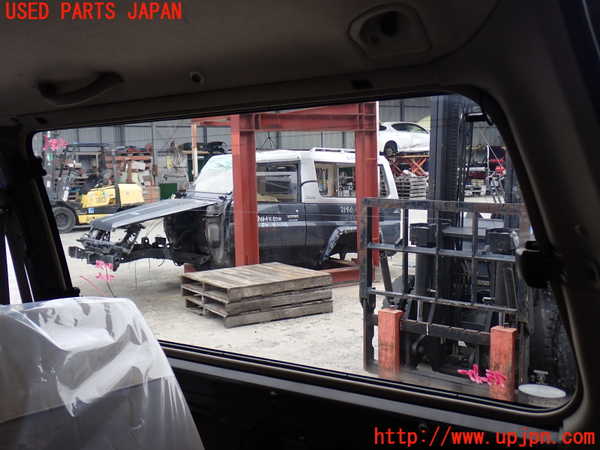 2UPJ-9233121380]ホーミーコーチ(ARME24)右クォーターガラス 中古 NSG M5G8_5