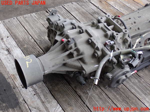 2UPJ-9233123010]ホーミーコーチ(ARME24)ミッション AT TD27TI 4WD 中古_4