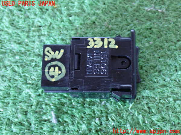 2UPJ-9233126309]ホーミーコーチ(ARME24)スイッチ4(リアクーラー ヒーター) 中古_2