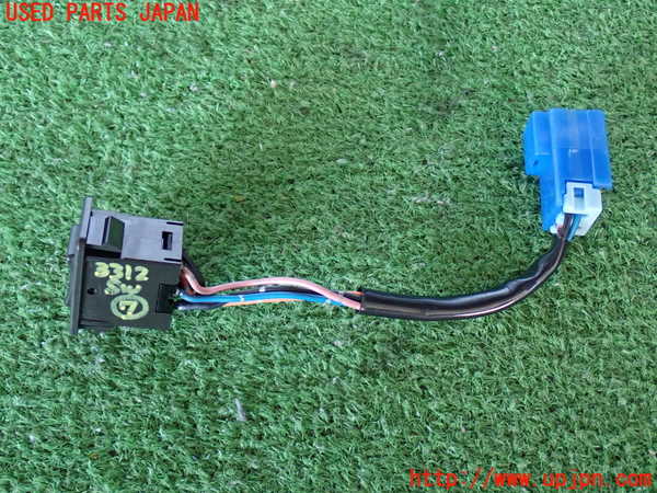 2UPJ-9233126312]ホーミーコーチ(ARME24)スイッチ7(左カーテン) 中古_2