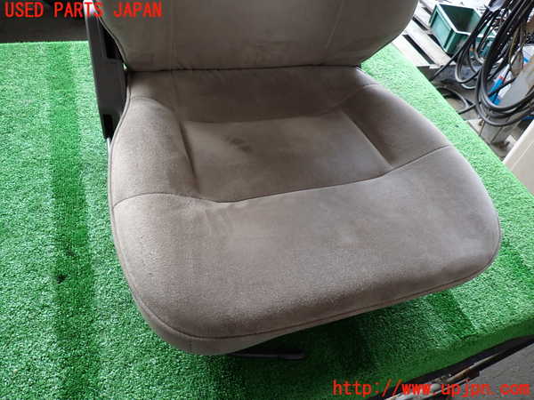 2UPJ-9233127035]ホーミーコーチ(ARME24)運転席シート 中古_2