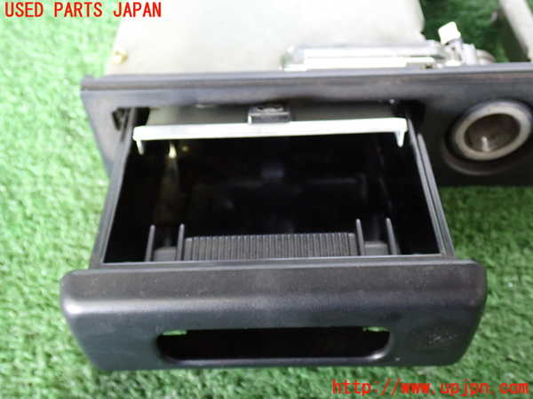 2UPJ-9233127821]ホーミーコーチ(ARME24)灰皿1 中古_2